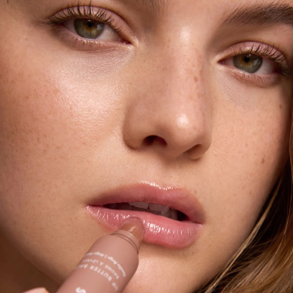 Summer Fridays - Lip Butter Balm Vanilla Beige - Picture 4 of 5